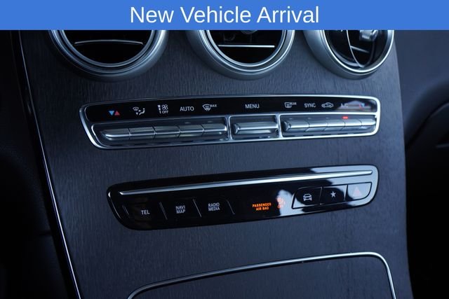 Used 2021  Mercedes-Benz GLC 300 image 21