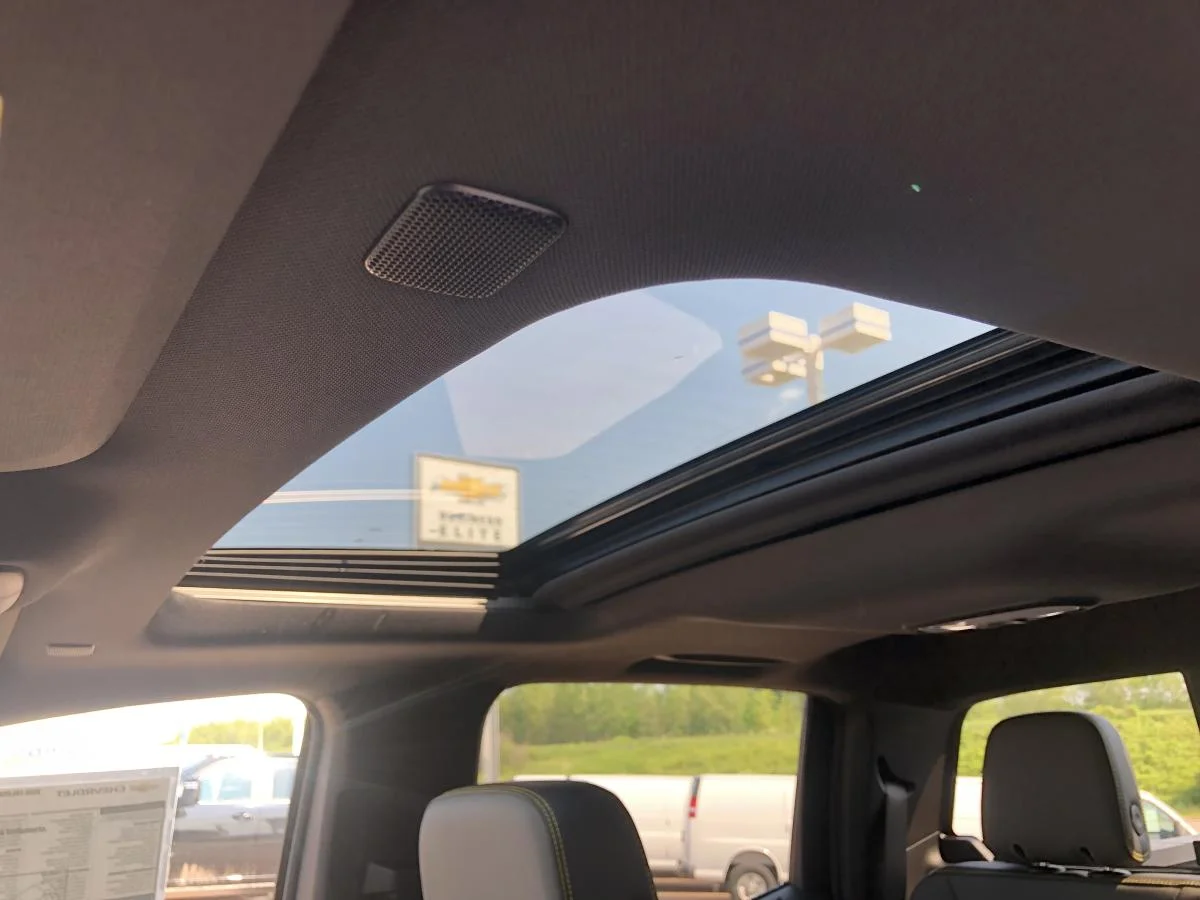 New 2026 Grey Chevrolet 4wd Crew Cab Zr2 image 18