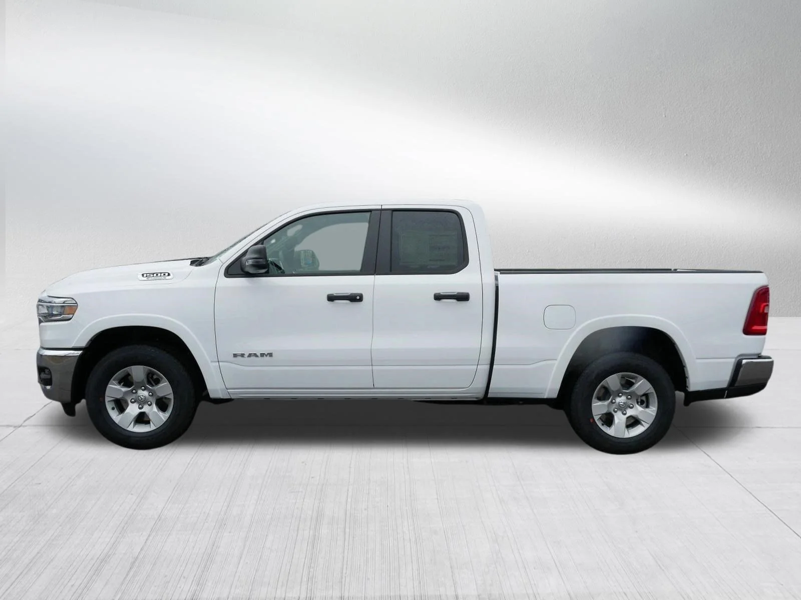 New 2026 Bright White Clear-Coat Exterior Paint RAM Big Horn image 4