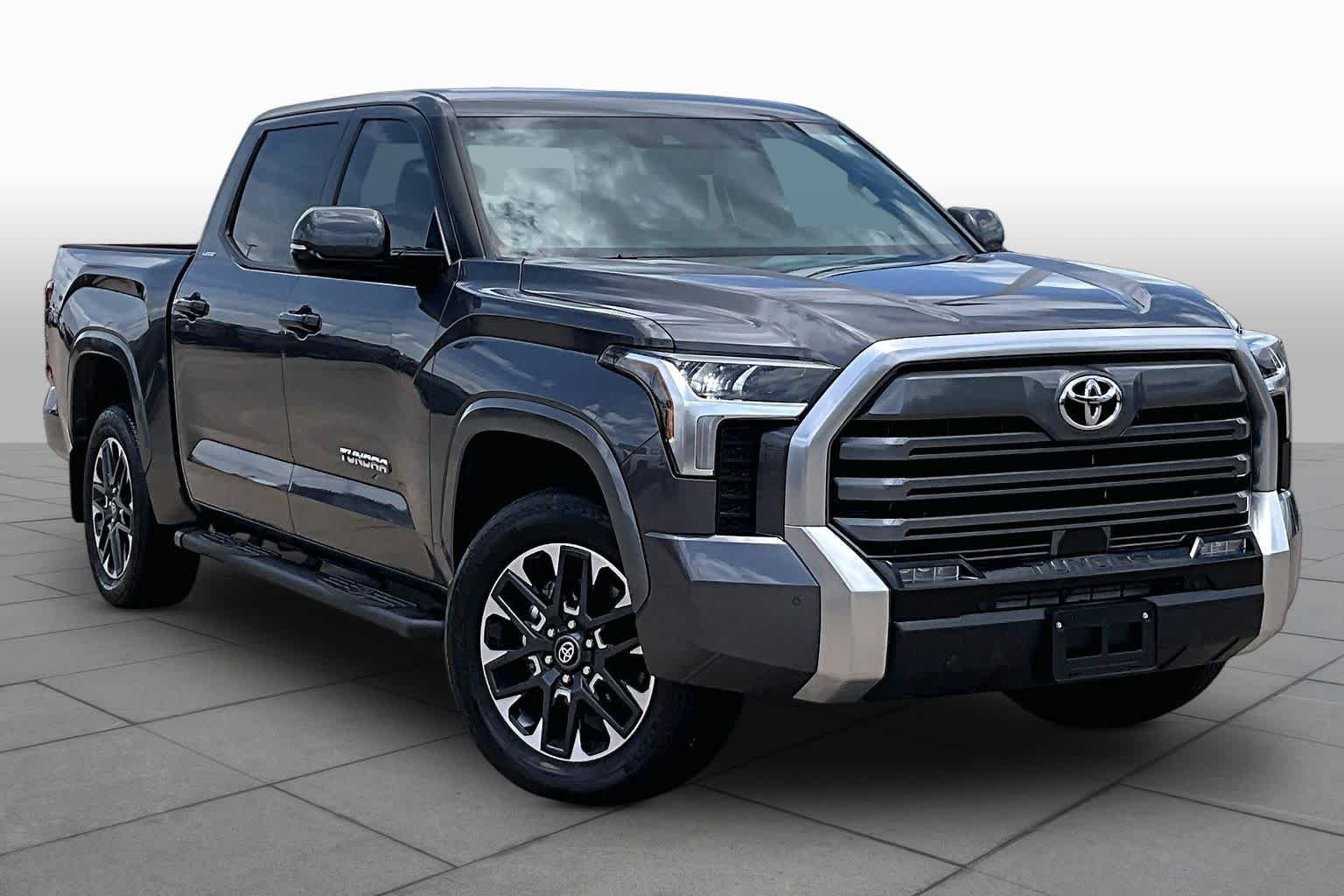 Used 2025 Magnetic Gray Metallic Toyota Limited image 3