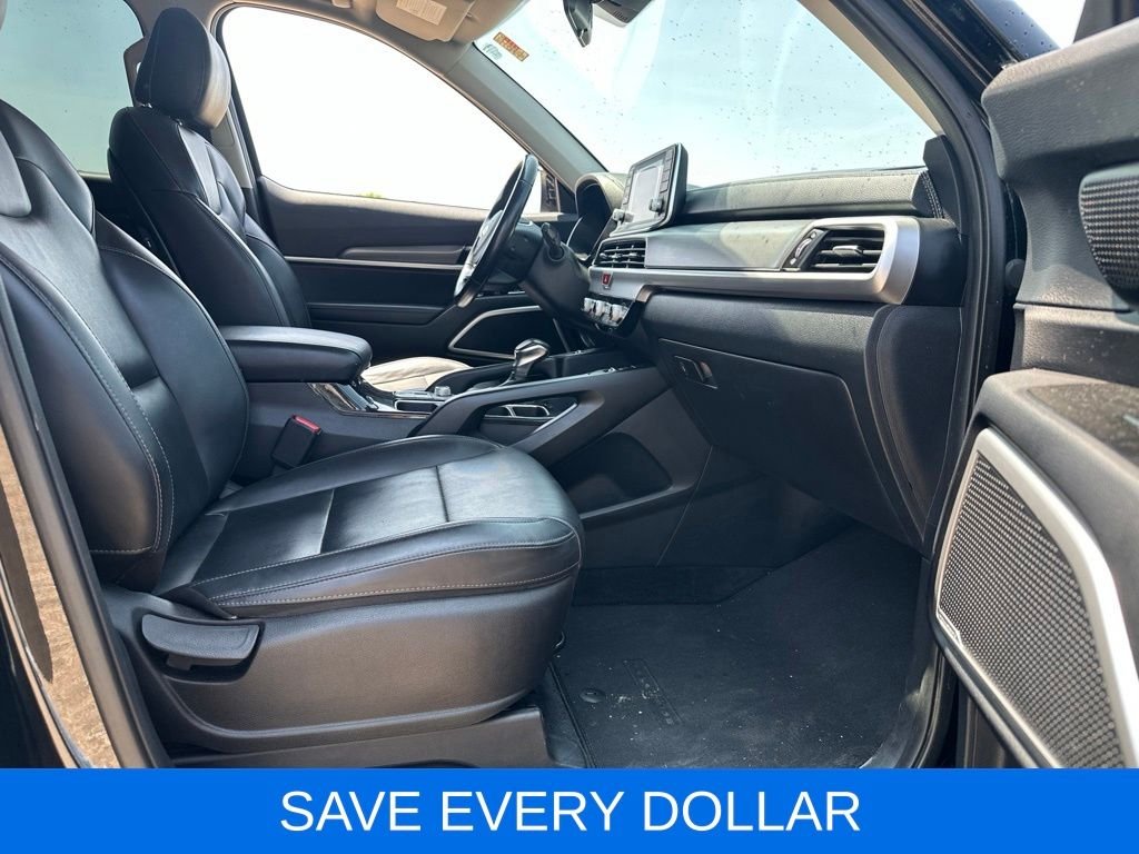 Used 2021 Black Kia S image 15