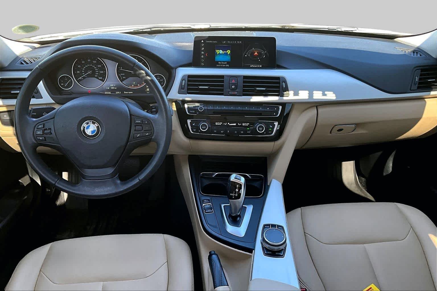 Used 2018 Mineral White Metallic BMW 320i xDrive image 12