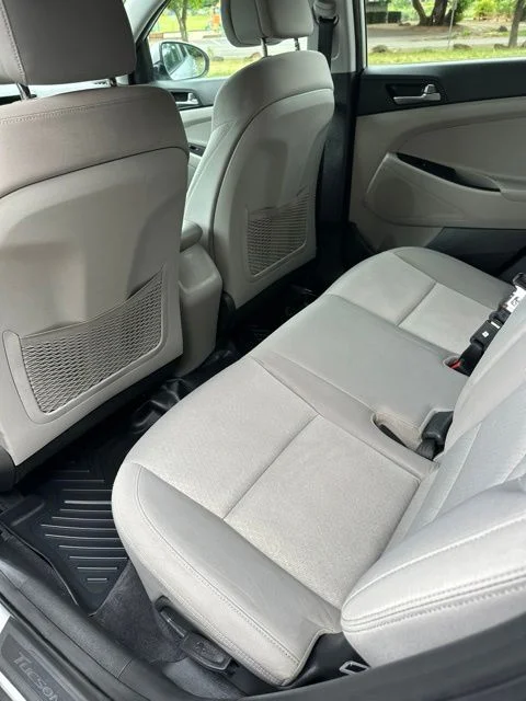 Used 2018 Molten Silver Hyundai SEL image 17