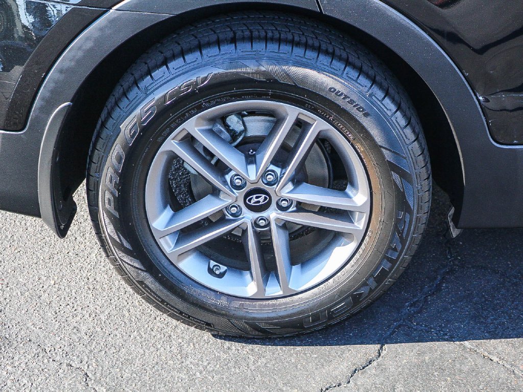 Used 2017 Black Hyundai 2.4 Base image 11