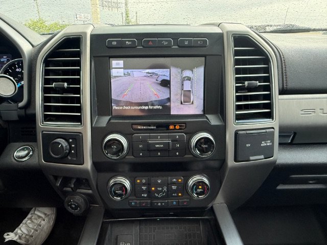 Used 2021 White Ford Platinum image 22
