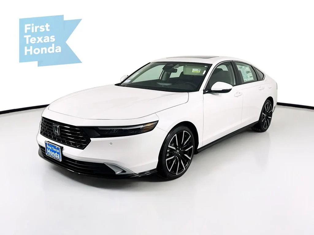 New 2026 Platinum White Pearl Honda Touring image 4
