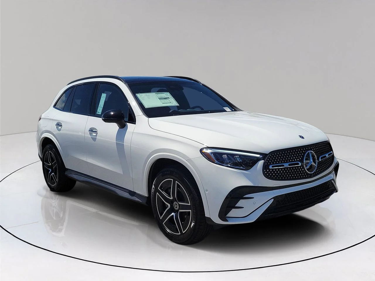 New 2027 Polar White Mercedes-Benz GLC 300 image 3