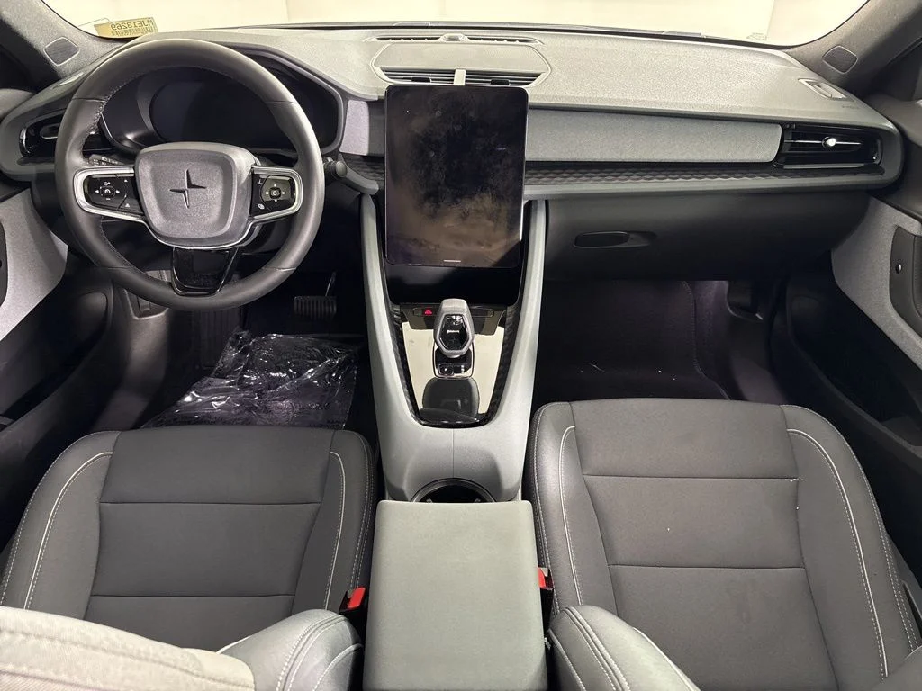 Used 2023 White Polestar Long Range Dual Motor image 14