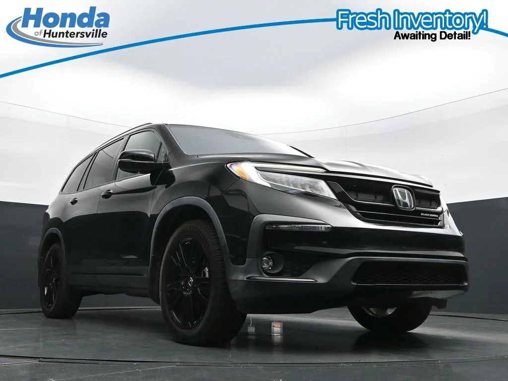 Used 2022 Crystal Black Pearl Honda Black Edition image 24