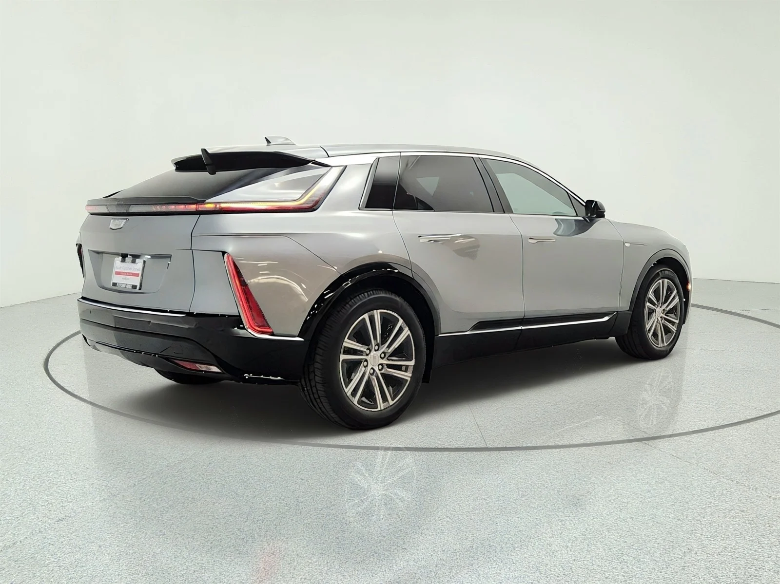 Used 2024 Argent Silver Metallic Cadillac Luxury image 5