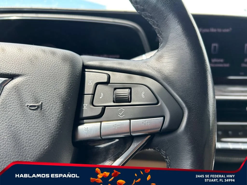 Used 2021 DARK MOON BLUE METALLIC Cadillac Premium Luxury image 28