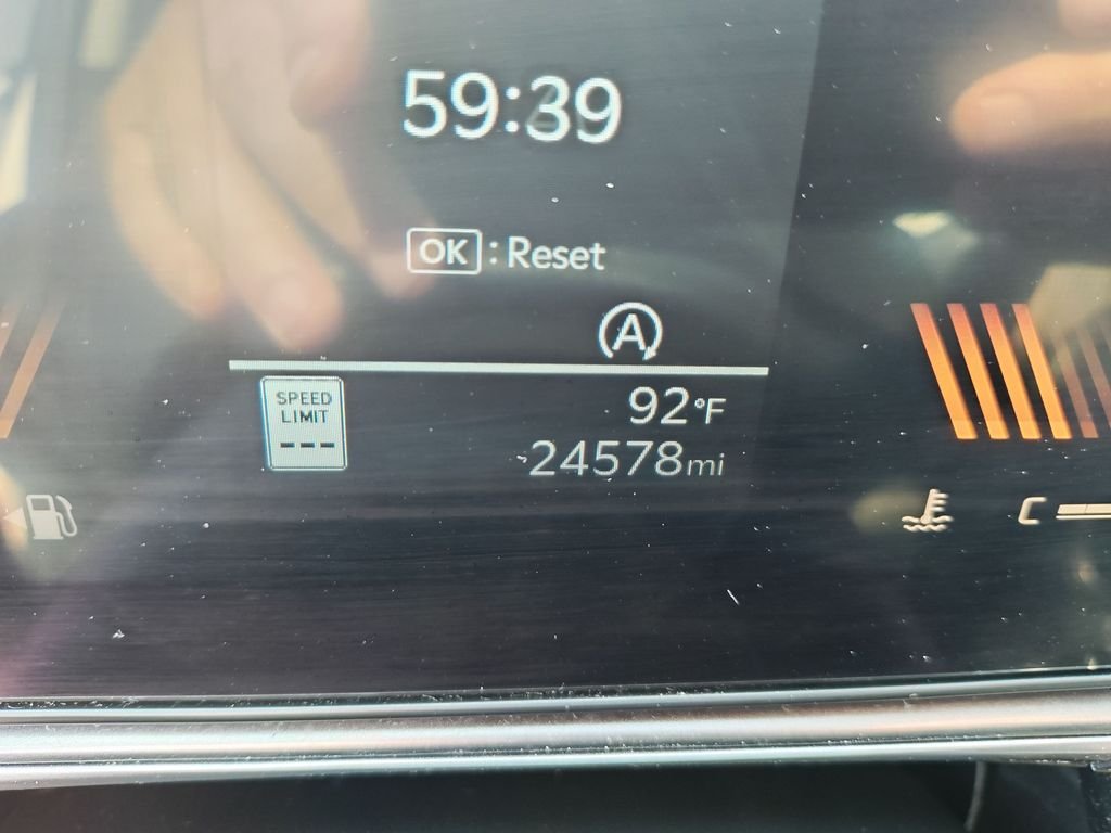 Used 2025 White Kia LX image 19