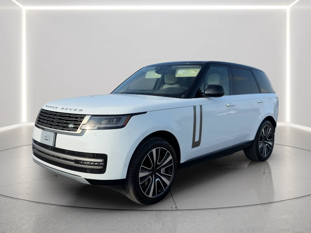 Used 2026 White Land Rover SE image 1