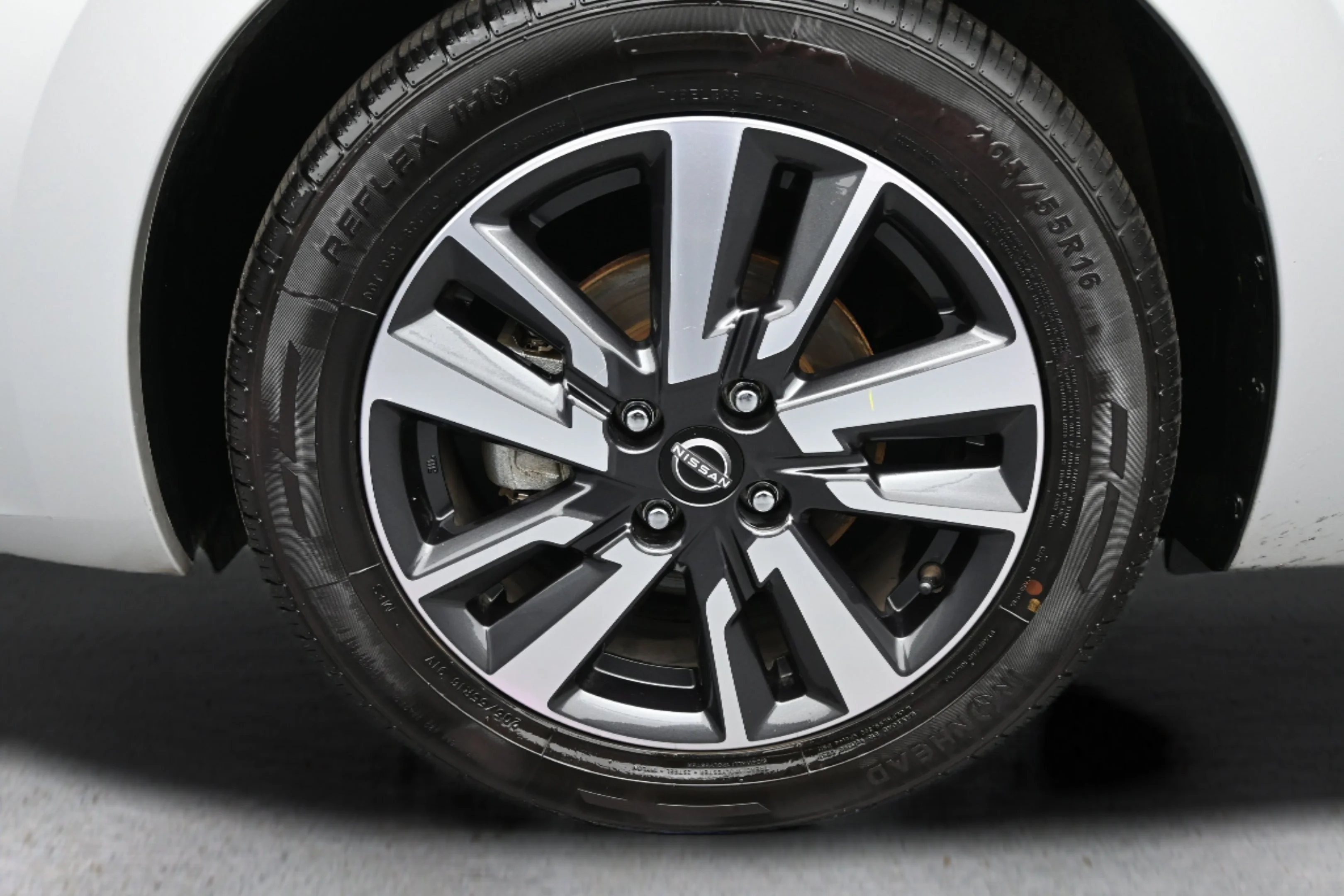 Used 2025 Brilliant Silver Metallic Nissan SV image 12