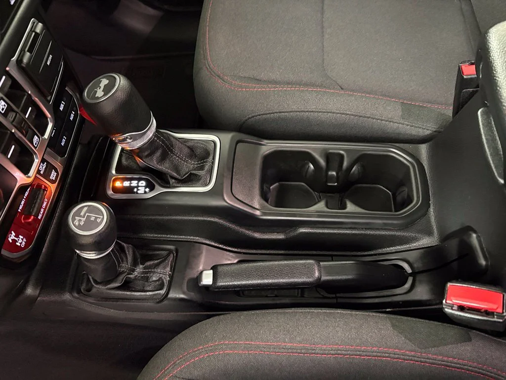 Used 2025 Black Jeep Rubicon image 30