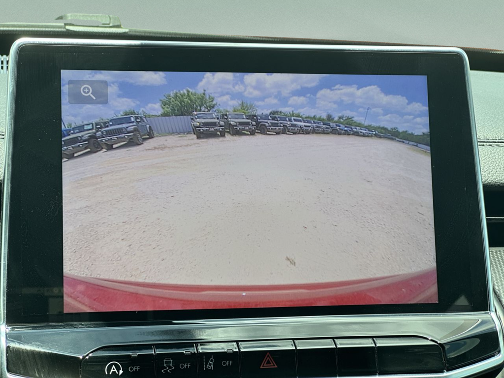 New 2026 Red Hot Pearl-Coat Exterior Paint Jeep Latitude image 41