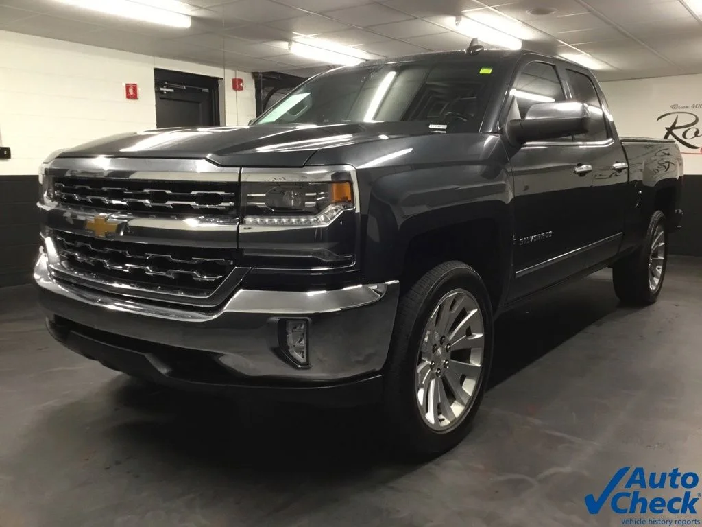 Used 2018 Gray Chevrolet LTZ image 5