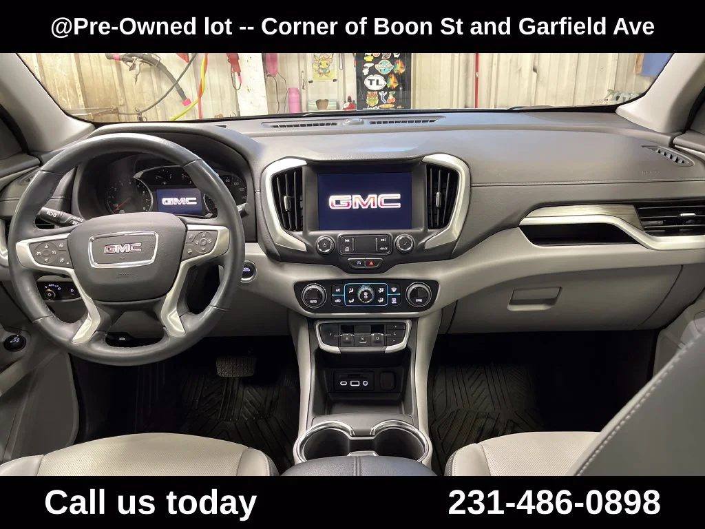 Used 2024 Black GMC SLT image 18