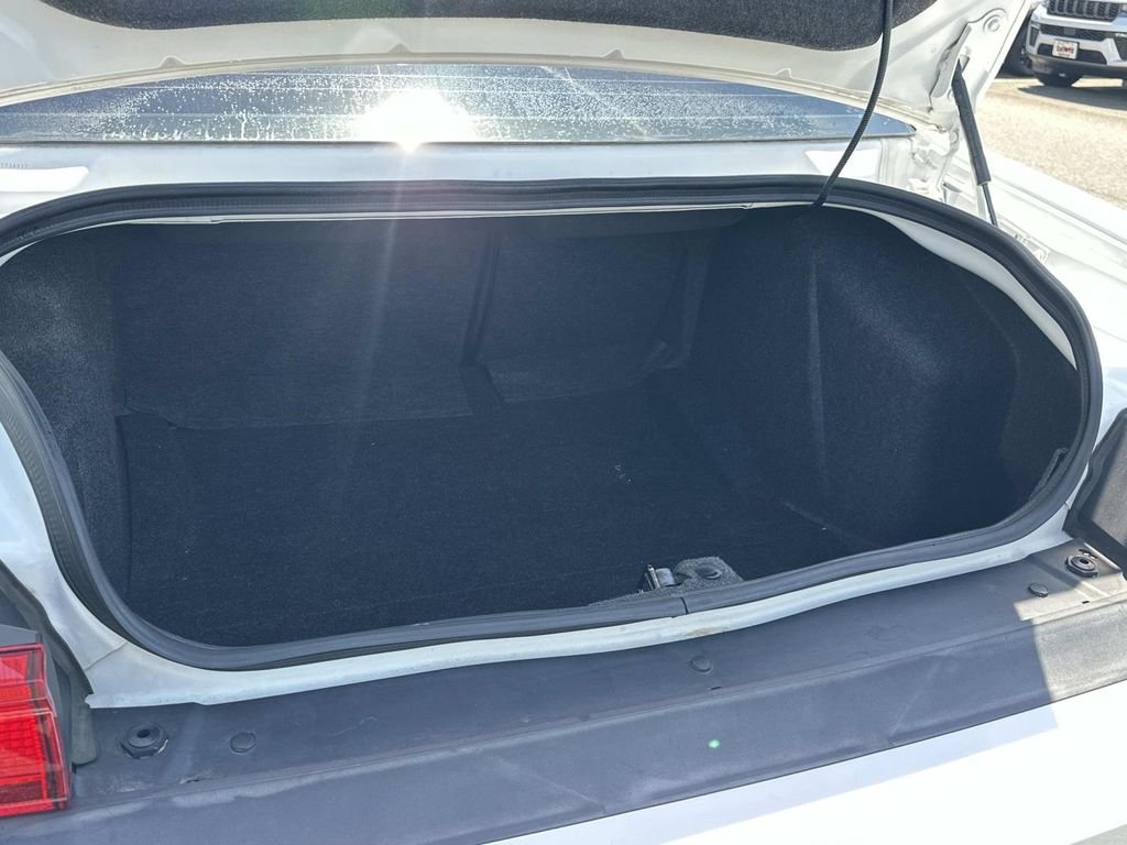 Used 2013 White Dodge R/T image 29