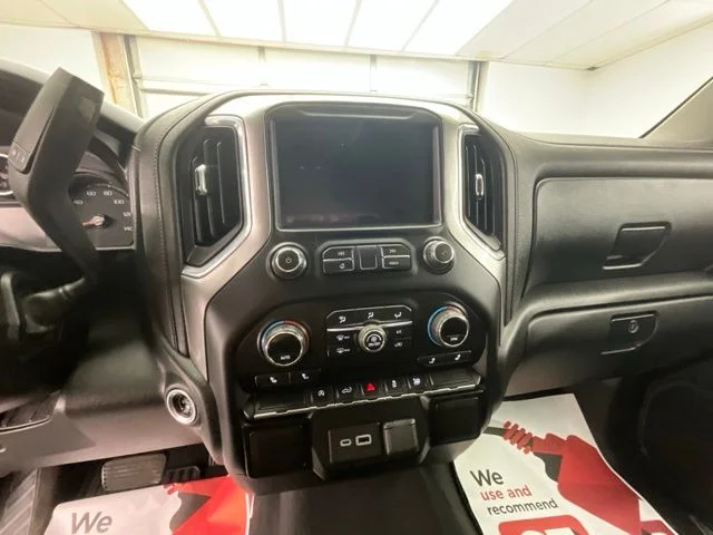 Used 2021 Black Chevrolet LT image 10