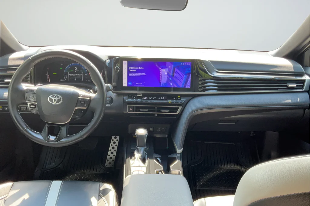 Used 2025 Gray Toyota SE image 11