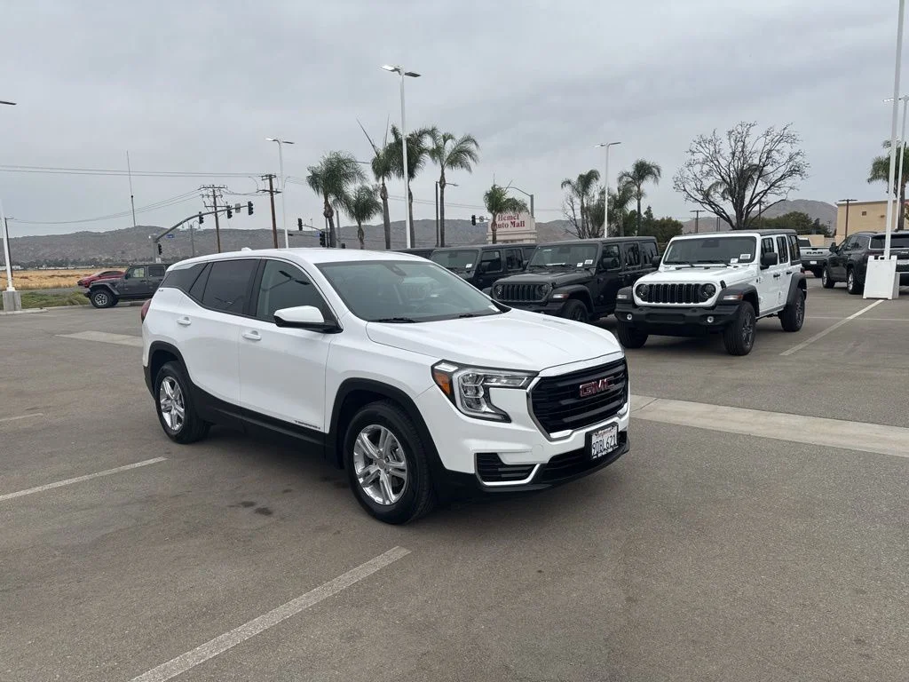 2022 GMC Terrain SLE
