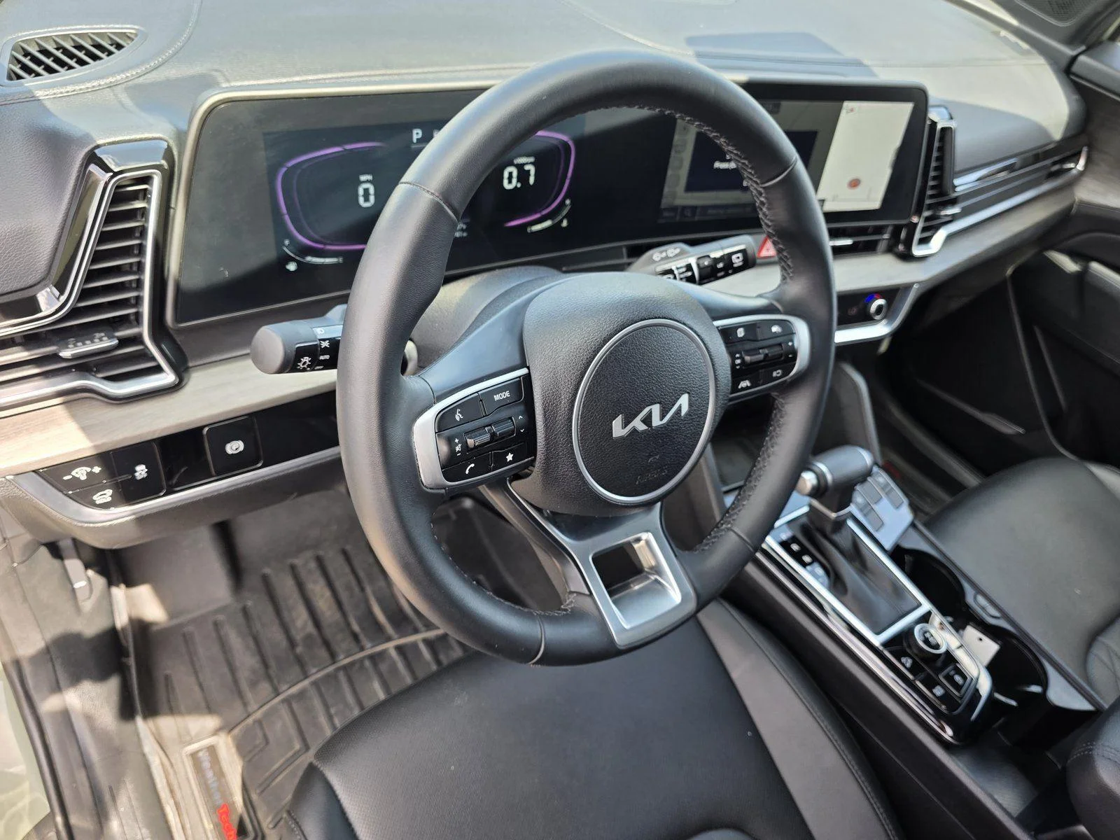 Used 2024 Jungle Green Kia X-Line image 10
