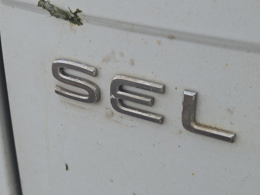 Certified Used 2022  Volkswagen 2.0T SEL R-Line image 30