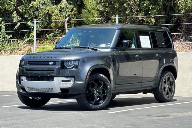 Used 2024 Gray Land Rover S image 1