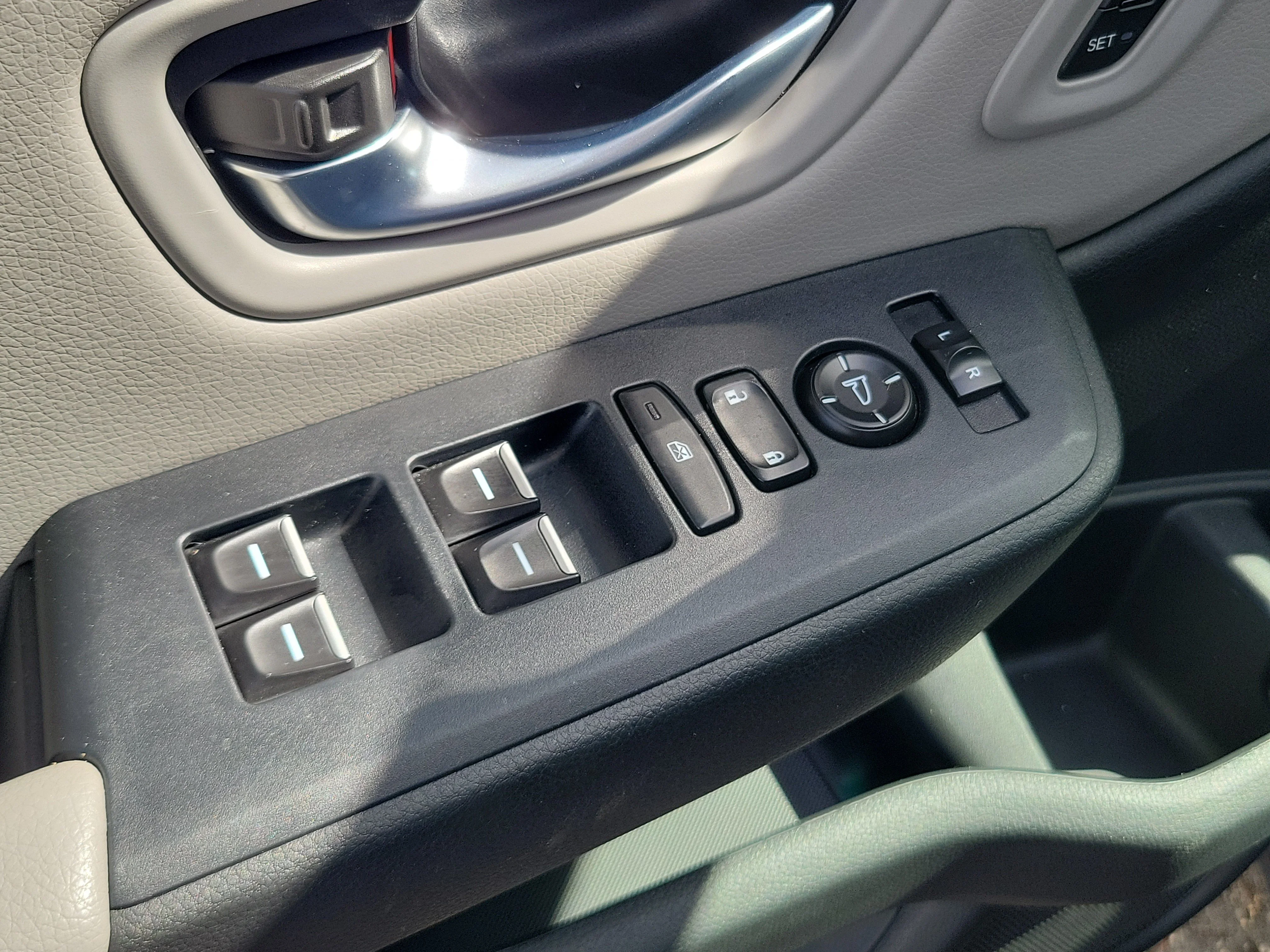 2023 Honda Pilot EX-L - Photo 19