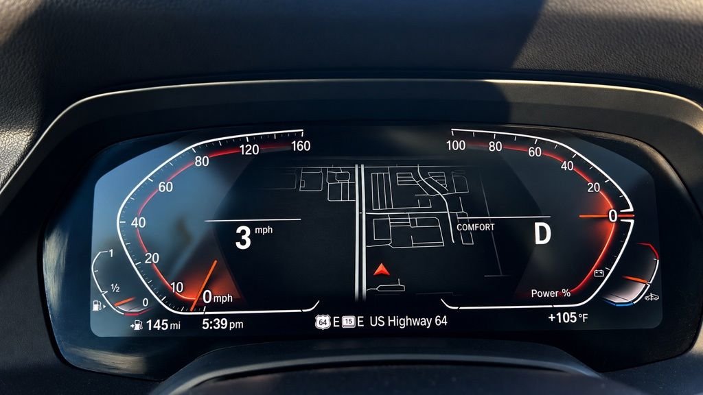 Used 2021 Green BMW sDrive40i image 17