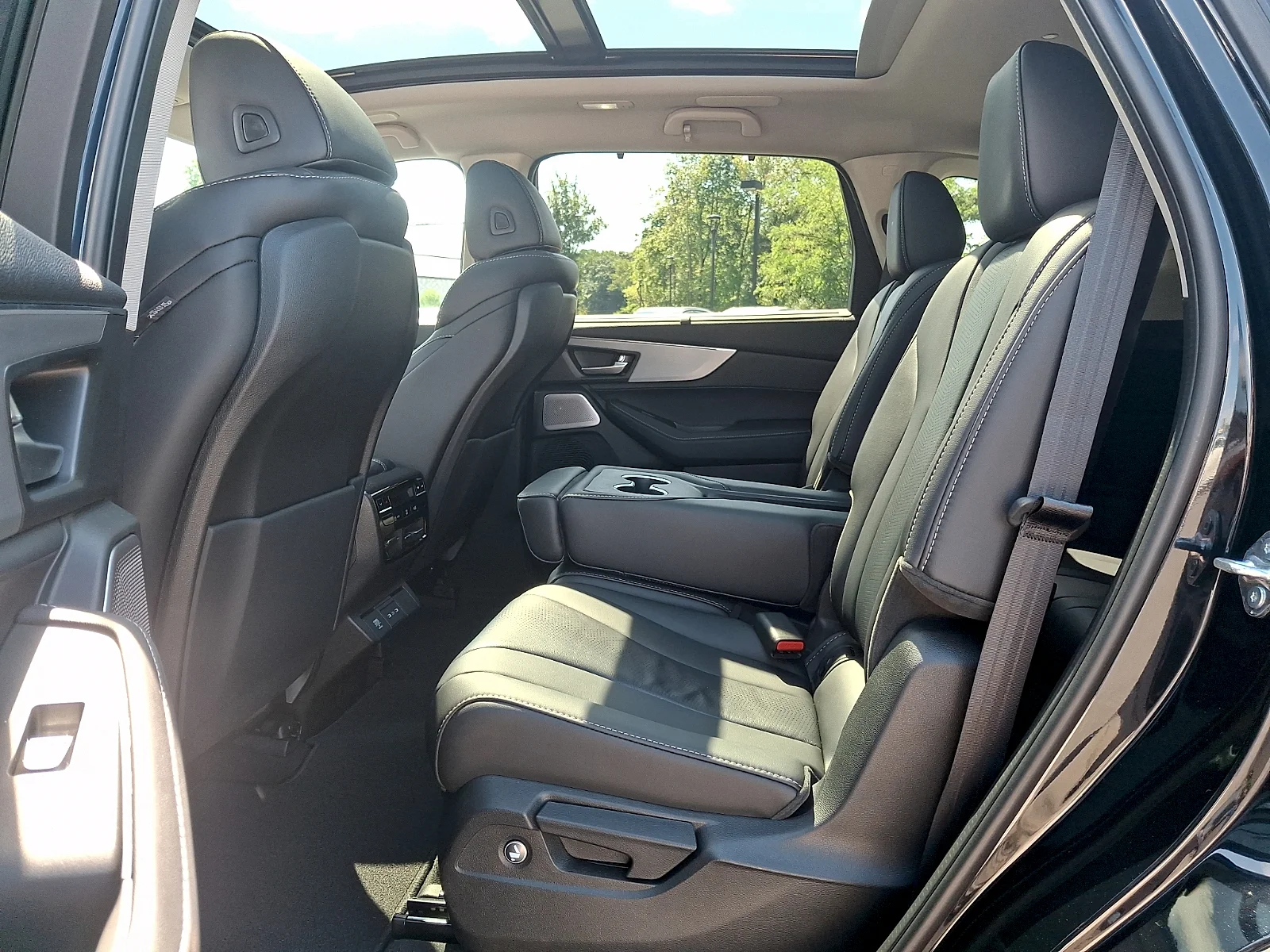 2026 Acura MDX Technology Package - Photo 10