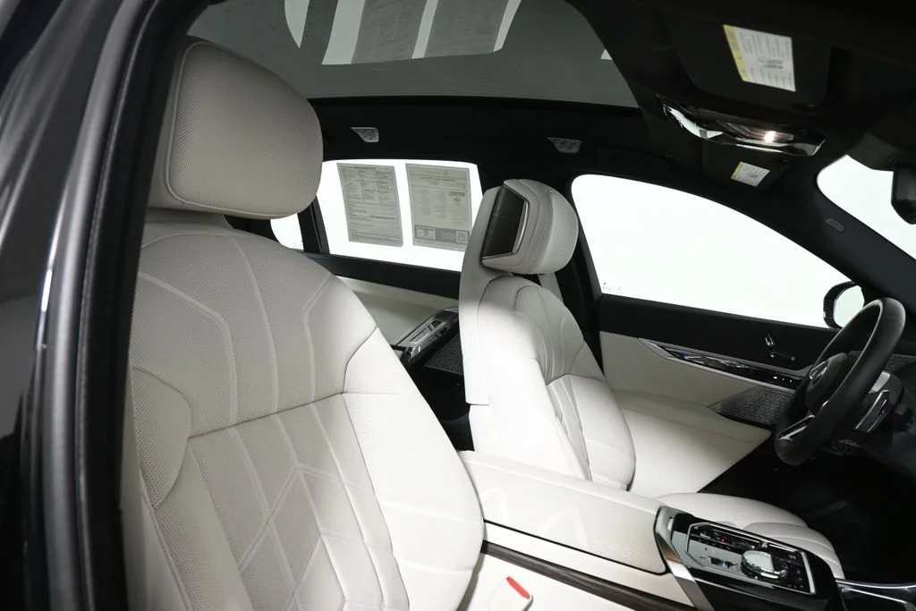 Certified Used 2023 Black BMW 760i xDrive image 33