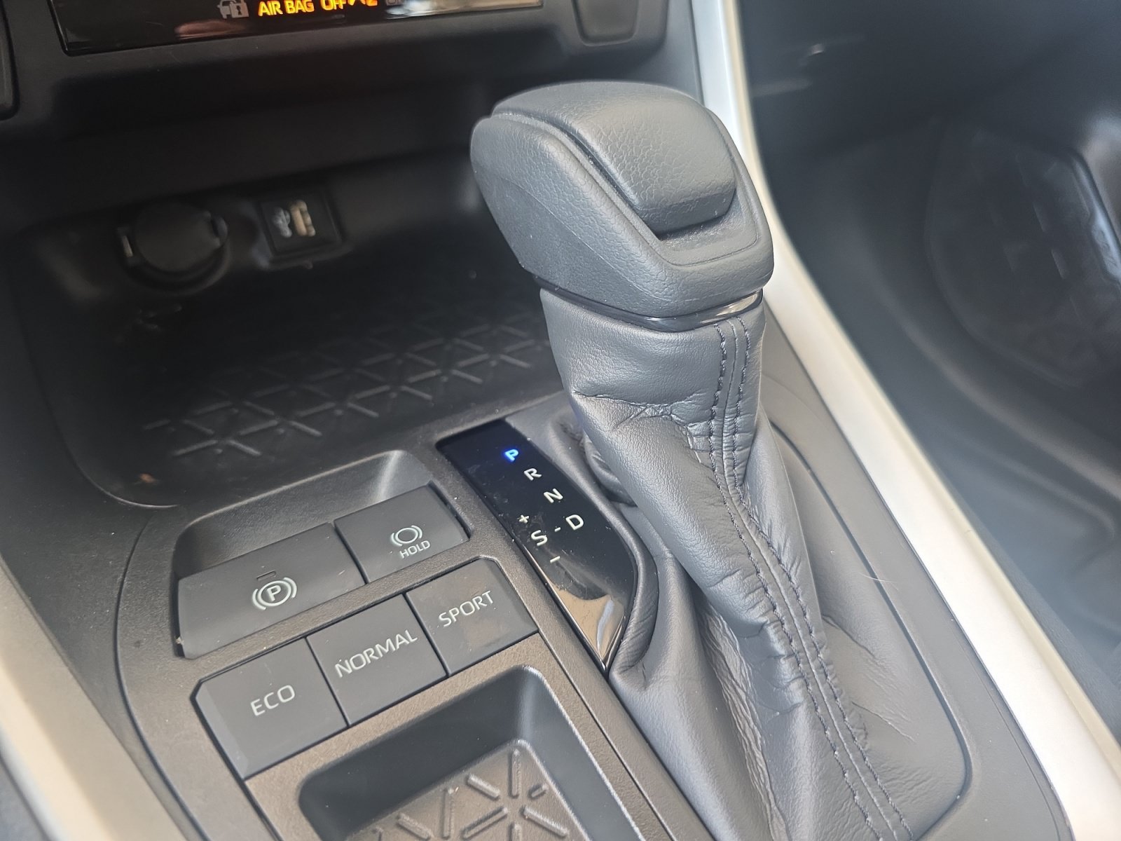 Used 2023 Midnight Black Metallic Toyota LE image 20