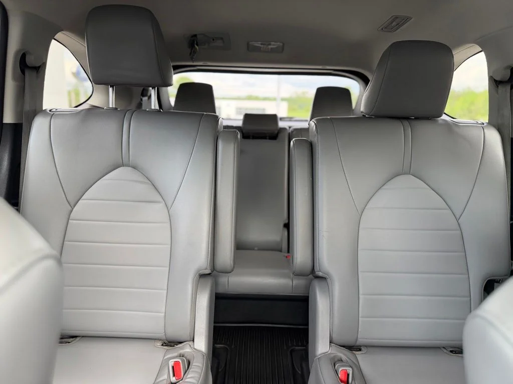 Used 2022 Black Toyota XLE image 34