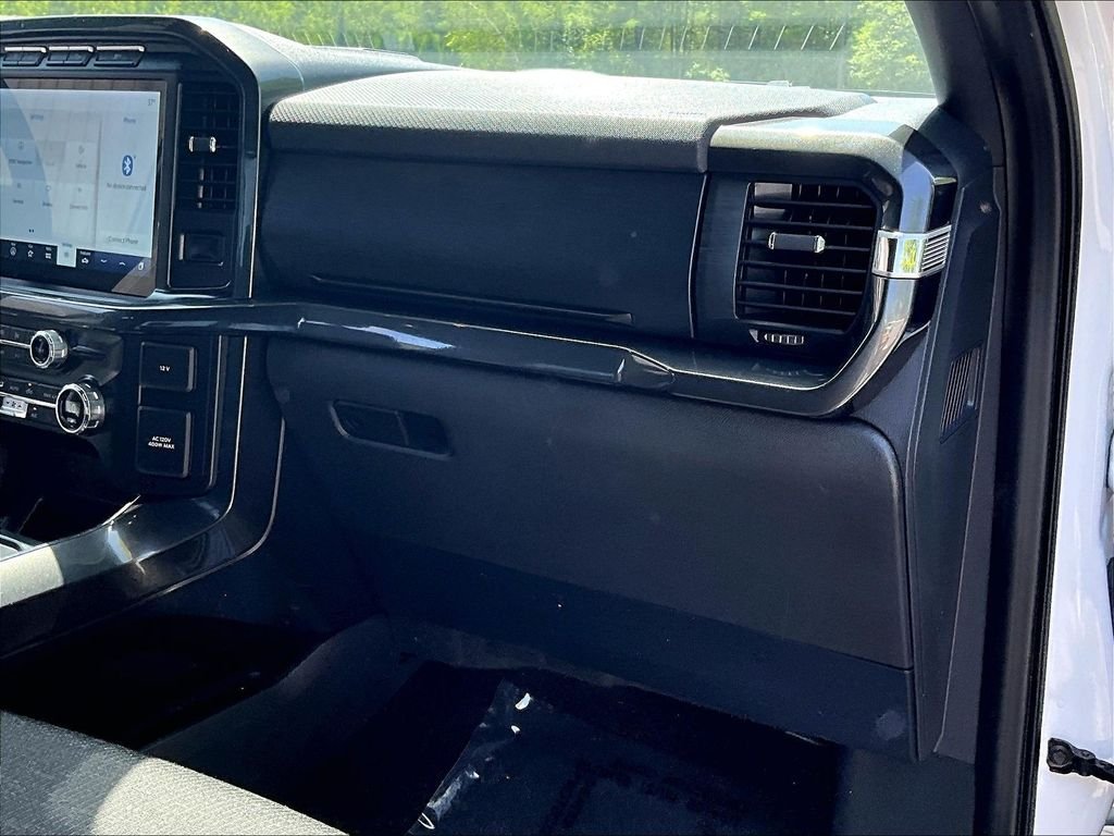 Used 2021 White Ford XLT image 13