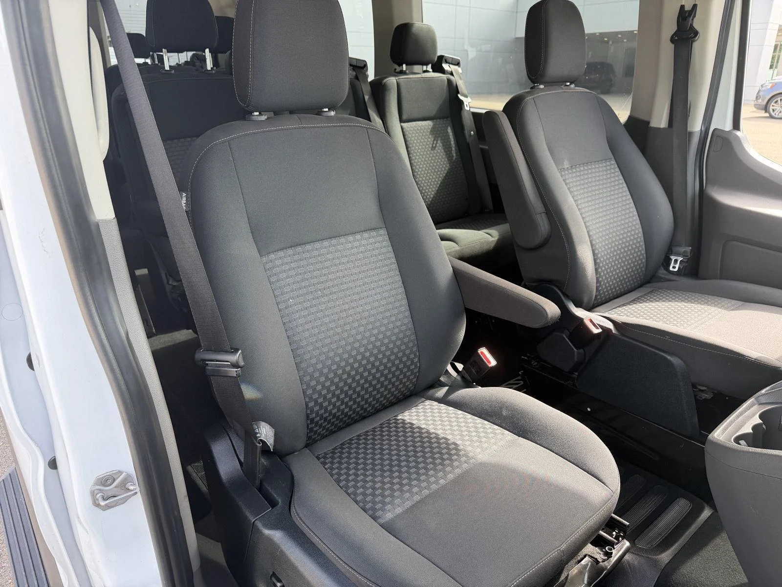 Used 2023 Oxford White Ford 350 XLT image 22