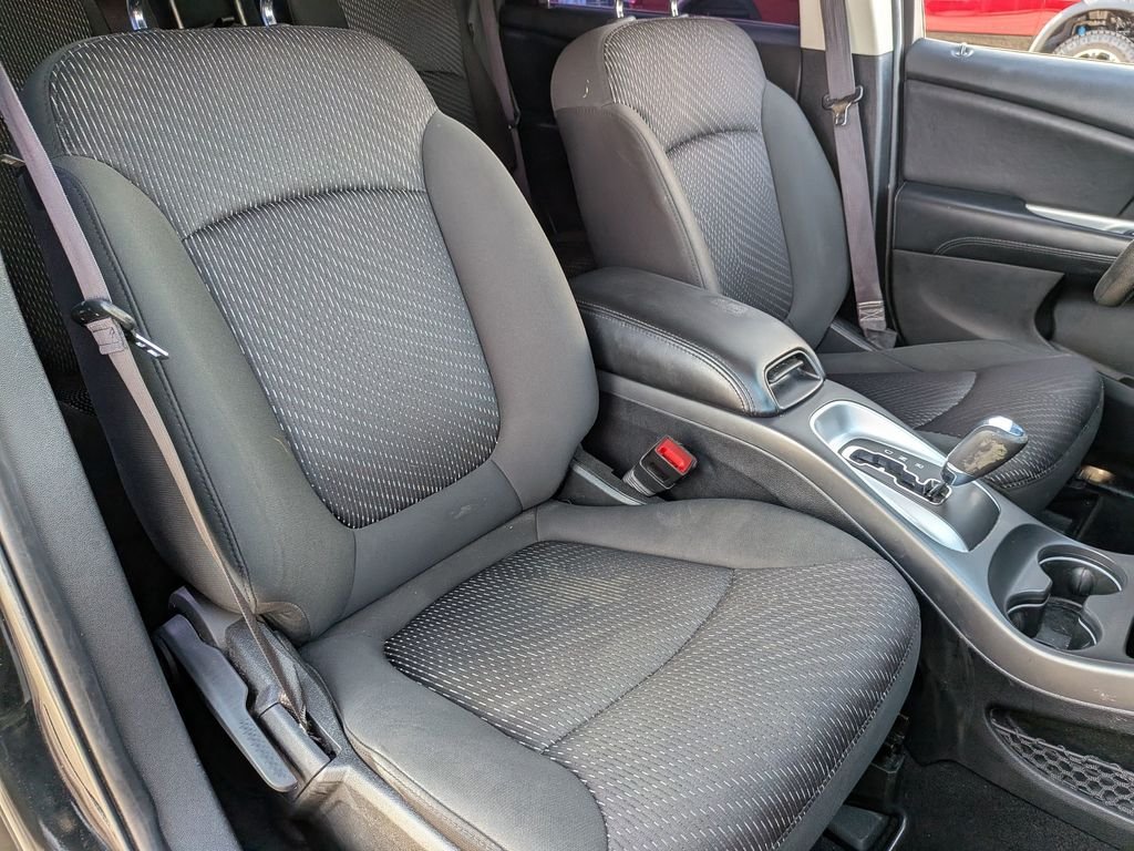 Used 2019 Black Dodge SE image 30