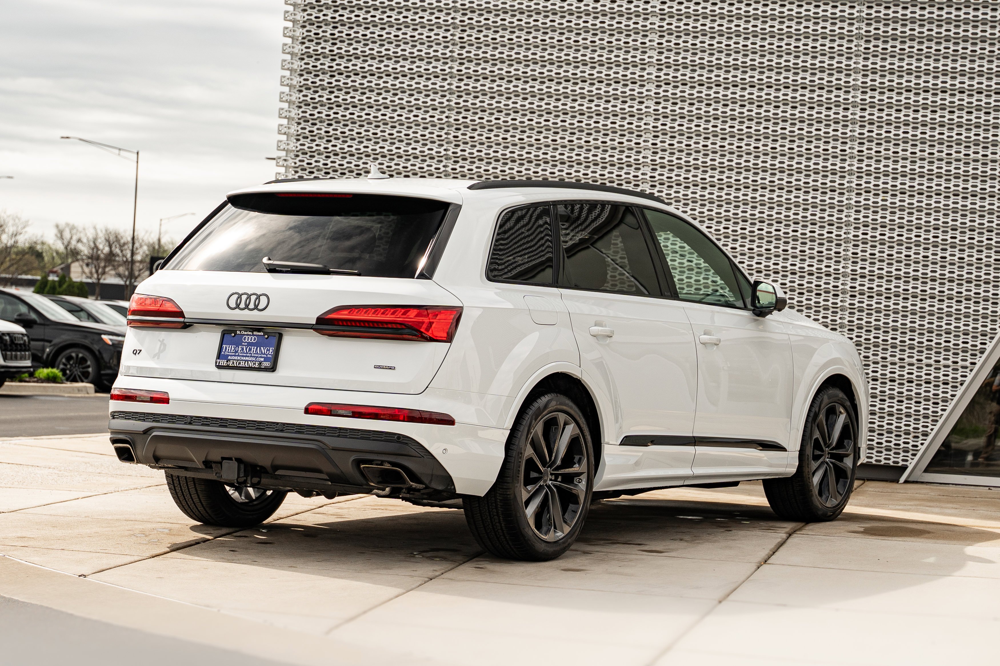 New 2026 Glacier White Metallic Audi Premium Plus image 4
