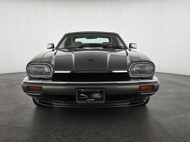 Used 1995 Green Jaguar 2+2 image 8