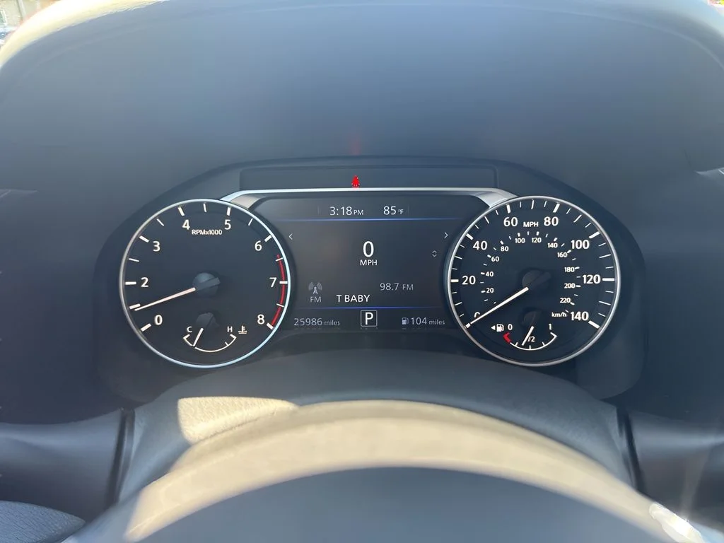 Used 2024 Black Nissan 2.5 SR image 21