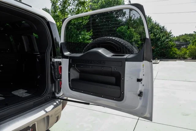Used 2025 White Land Rover S image 62