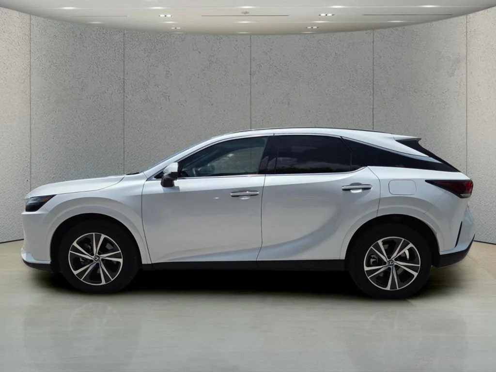 Used 2025 White Pearl Lexus RX 350h Premium image 9