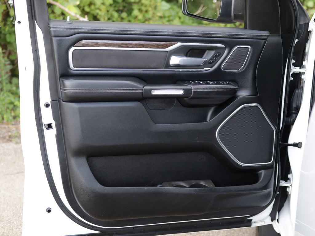 Used 2020 Bright White Ram Laramie image 29