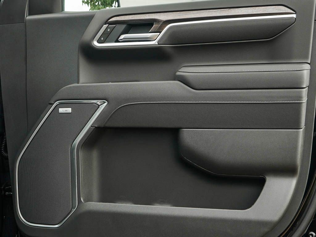 2026 Chevrolet Silverado 1500 LTZ - Photo 7