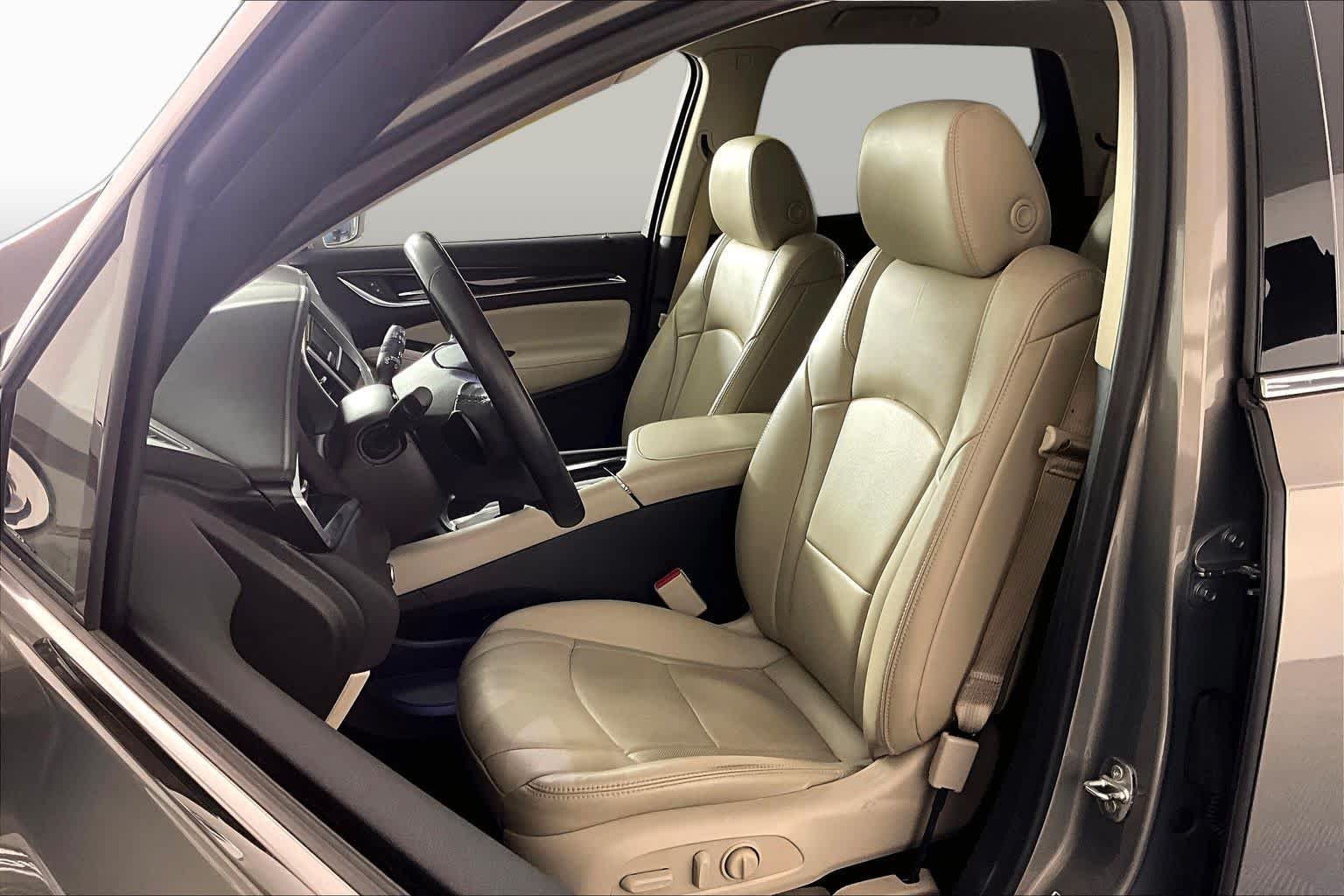 Used 2018 Includes Spectra Gray lower exterior accent color. Buick Essence image 7