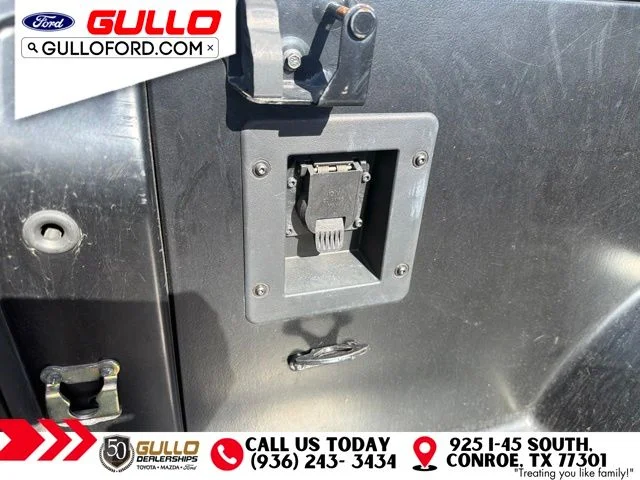 Used 2003 Cloud 9 White Clearcoat Ford XLT image 6