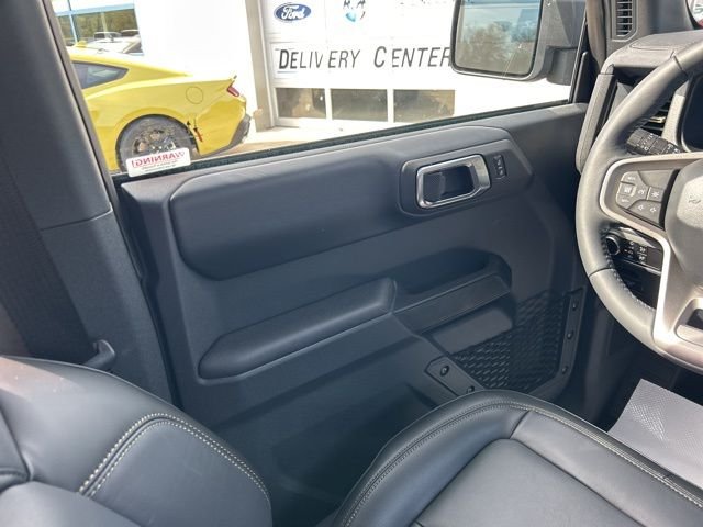 New 2025 Shadow Black Ford Badlands® image 30