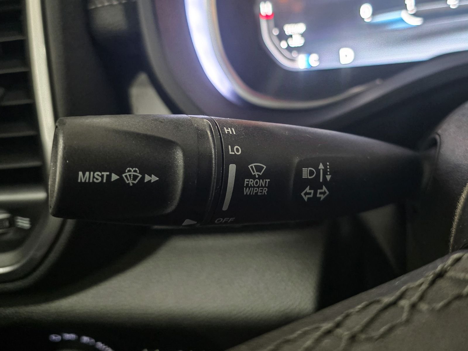 2026 RAM 1500 Laramie - Photo 39