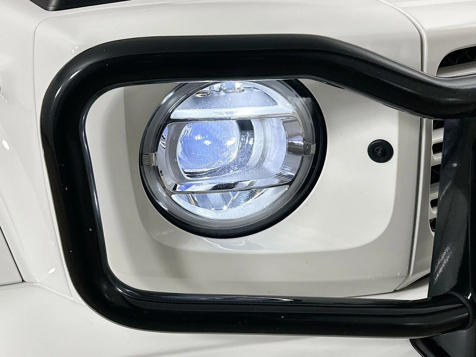 Used 2019 White Mercedes-Benz  image 10